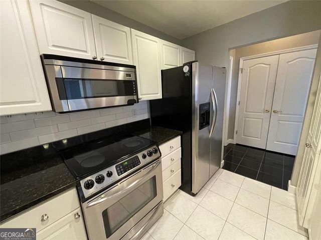 3475 Oak Valley Road 1480, Atlanta, GA 30326