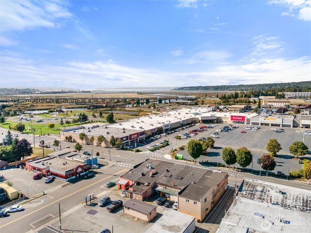 204 State Avenue, Marysville, WA 98270
