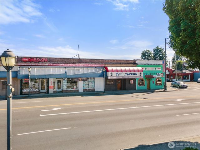 204 State Avenue, Marysville, WA 98270