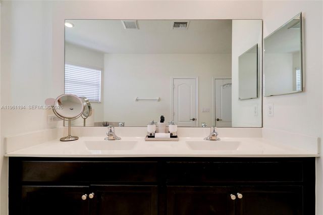 6025 Night Heron Court, Greenacres, FL 33415