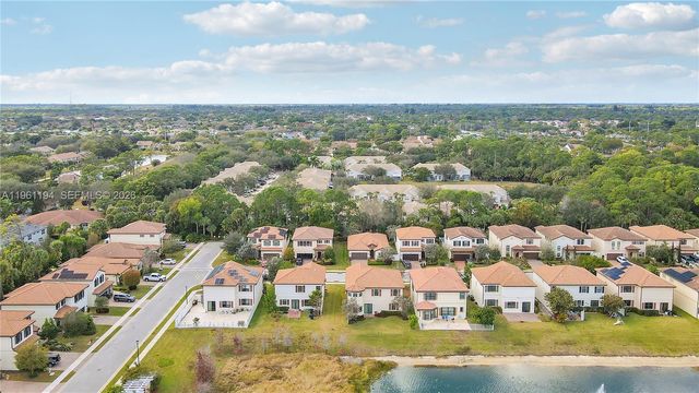6025 Night Heron Court, Greenacres, FL 33415