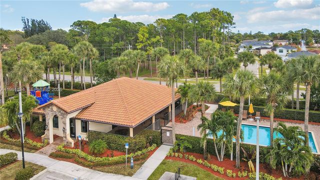 6025 Night Heron Court, Greenacres, FL 33415
