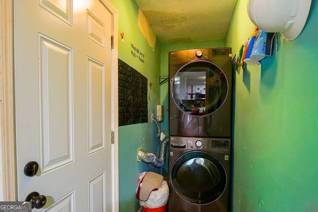 4495 Casco Lane NW, Lilburn, GA 30047