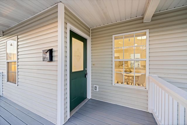 2211 E 12th Street, Chattanooga, TN 37404