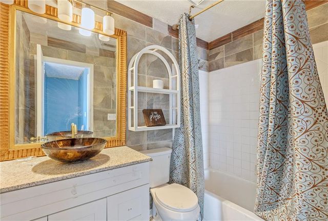 6914 Waters Edge Drive, Stone Mountain, GA 30087