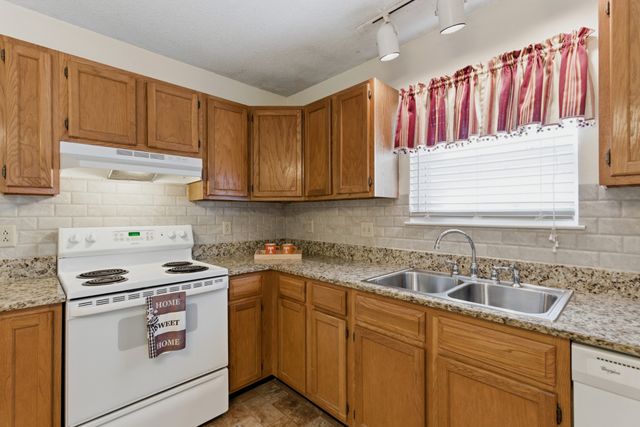 1507 Ocoee Trl, Madison, TN 37115
