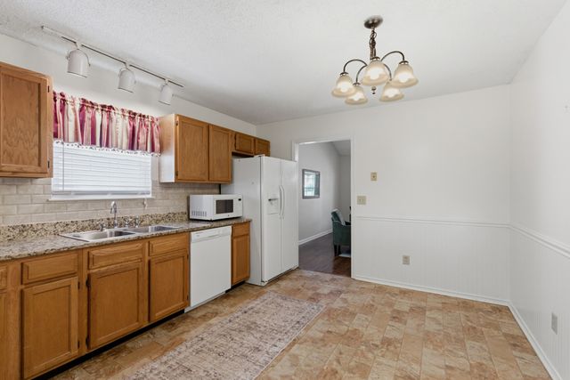 1507 Ocoee Trl, Madison, TN 37115