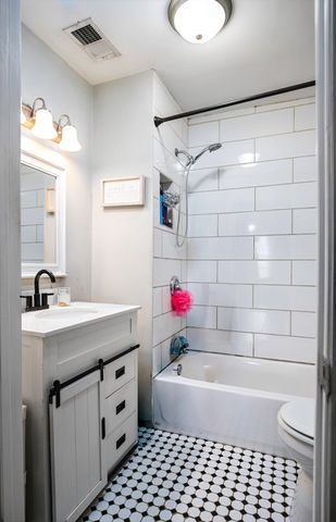 1447 Baxter Ridge Road, Lawrenceburg, KY 40342