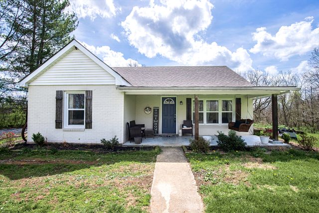 1447 Baxter Ridge Road, Lawrenceburg, KY 40342