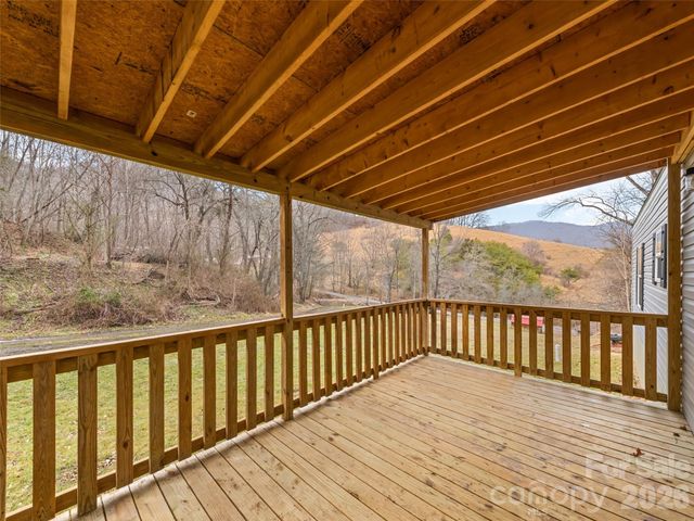321 Shovel Creek Road, Waynesville, NC 28786