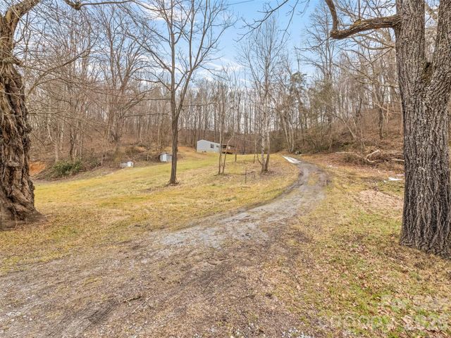 321 Shovel Creek Road, Waynesville, NC 28786
