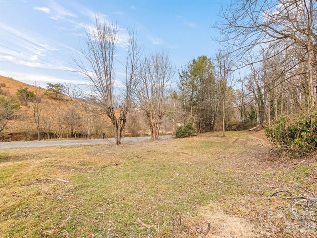 321 Shovel Creek Road, Waynesville, NC 28786
