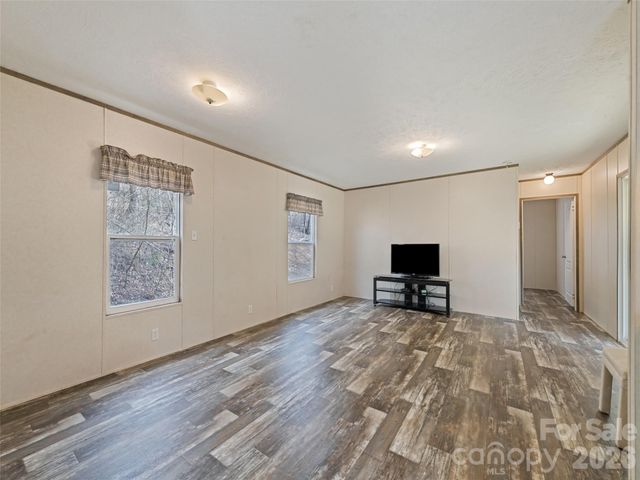 321 Shovel Creek Road, Waynesville, NC 28786