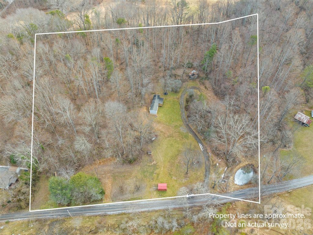 321 Shovel Creek Road, Waynesville, NC 28786