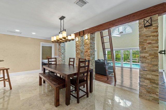 870 NW 7th Street, Boca Raton, FL 33486