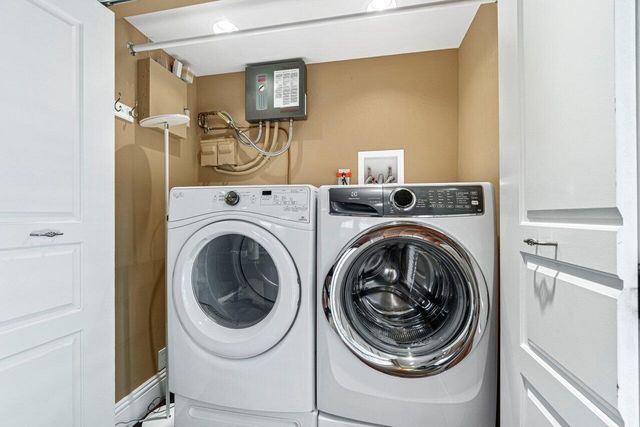 870 NW 7th Street, Boca Raton, FL 33486