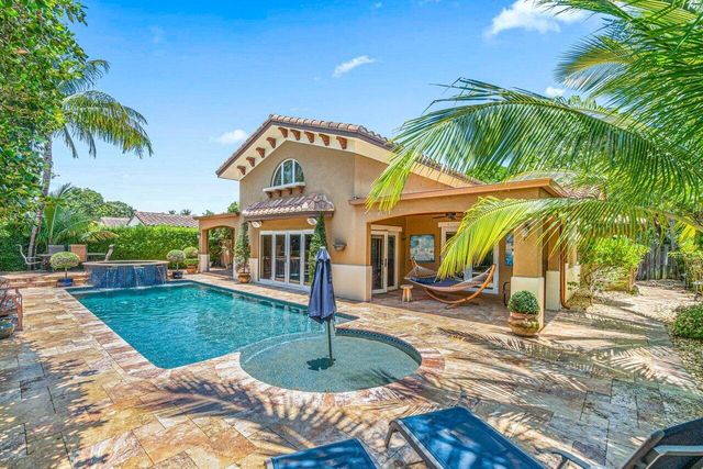 870 NW 7th Street, Boca Raton, FL 33486