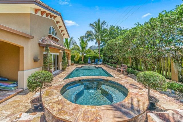 870 NW 7th Street, Boca Raton, FL 33486