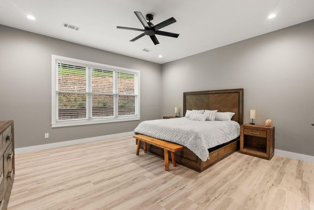 25310 Kanis Road, Little Rock, AR 72223