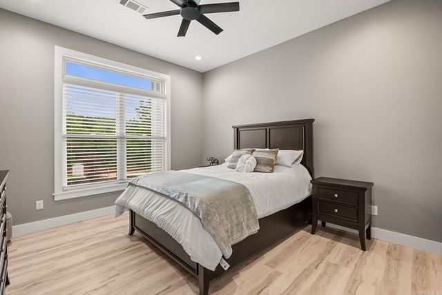 25310 Kanis Road, Little Rock, AR 72223