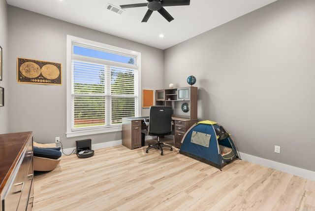 25310 Kanis Road, Little Rock, AR 72223