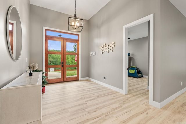 25310 Kanis Road, Little Rock, AR 72223