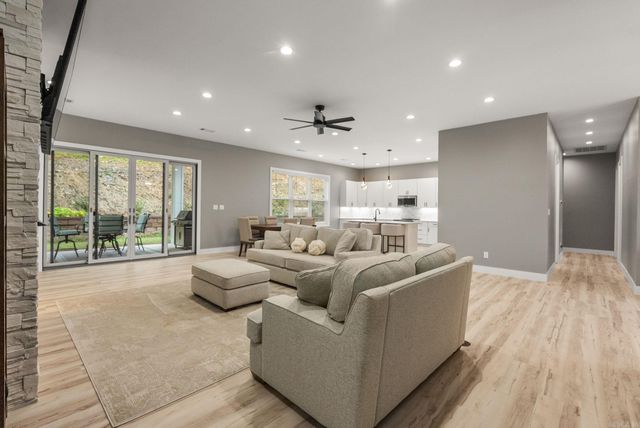 25310 Kanis Road, Little Rock, AR 72223