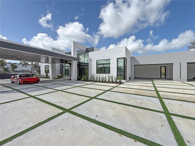 11481 SW 93 St, Miami, FL 33176