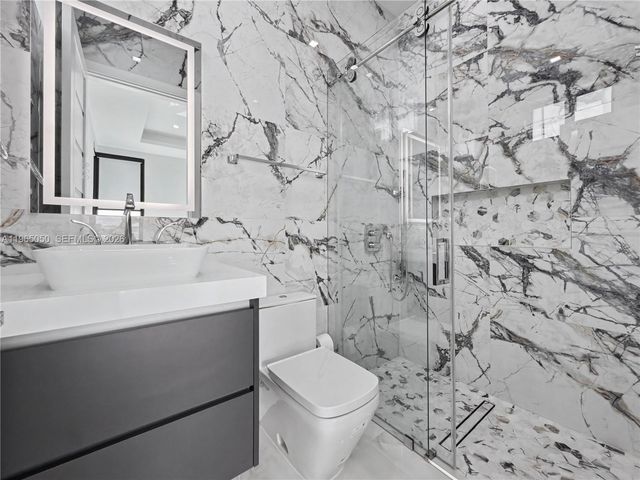 11481 SW 93 St, Miami, FL 33176