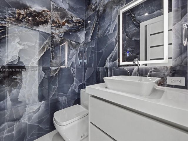 11481 SW 93 St, Miami, FL 33176