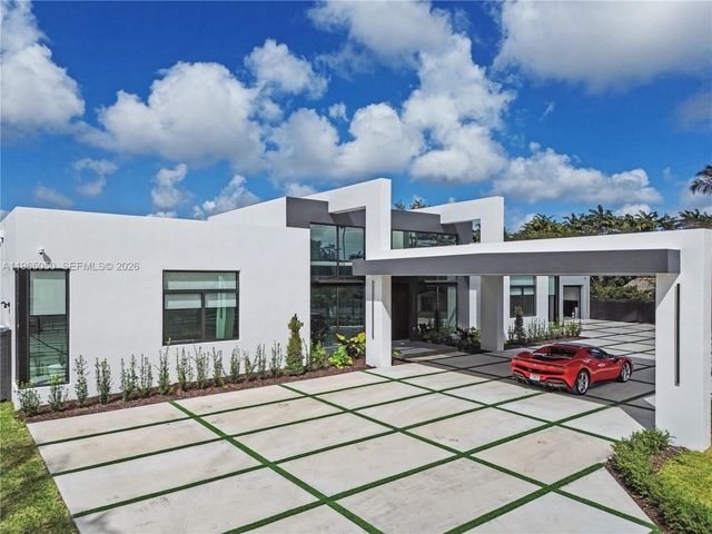 11481 SW 93 St, Miami, FL 33176