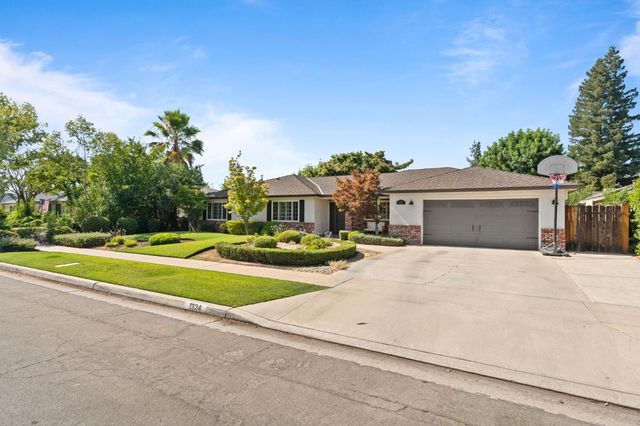 1324 W Fremont Avenue, Fresno, CA 93711