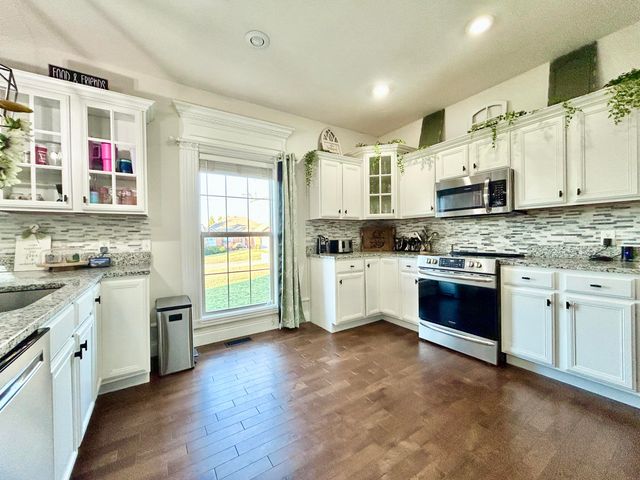 286 Lake Forest Drive, Somerset, KY 42503