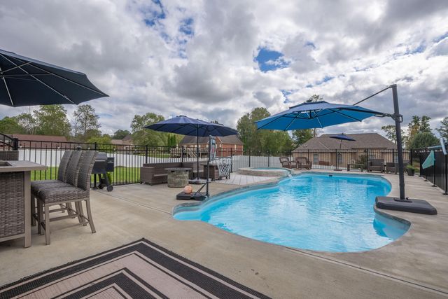 286 Lake Forest Drive, Somerset, KY 42503