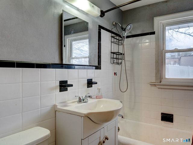 11 Sunrise Drive, Vernon, CT 06066