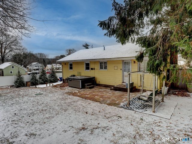 11 Sunrise Drive, Vernon, CT 06066