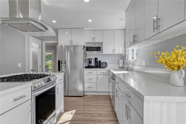 7293 Cirrus Way, West Hills, CA 91307