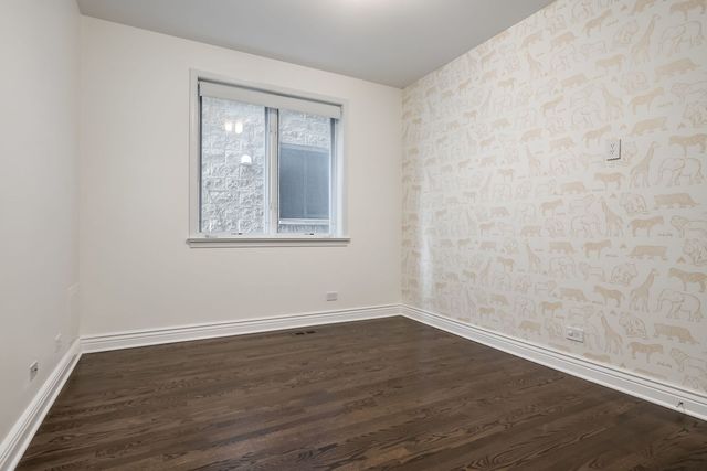 1523 W Thomas Street 1, Chicago, IL 60642