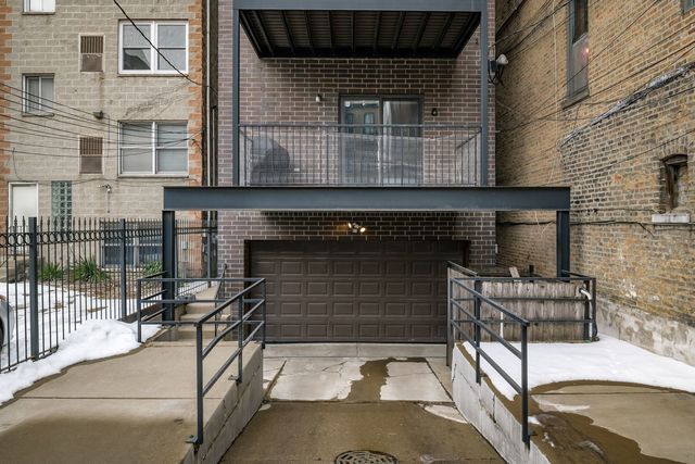 1523 W Thomas Street 1, Chicago, IL 60642