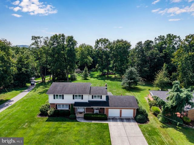 900 DREXEL HILLS BLVD, New Cumberland, PA 17070