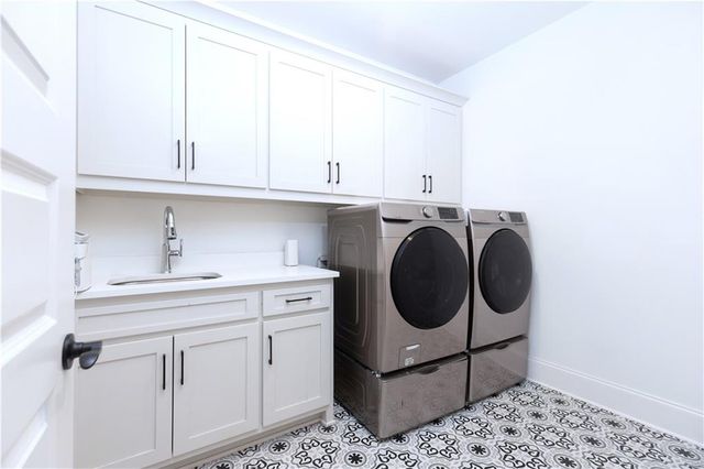 155 Dean Drive, Tyrone, GA 30290