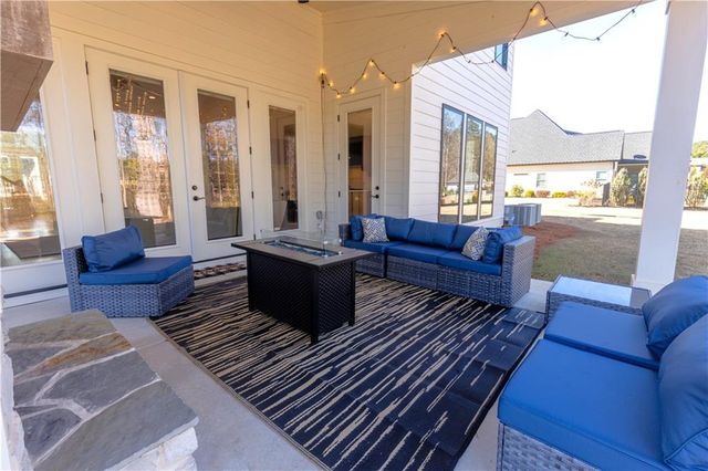 155 Dean Drive, Tyrone, GA 30290