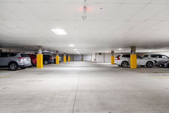 130 University Ave 1312, Westwood, MA 02090