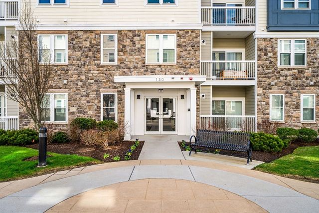130 University Ave 1312, Westwood, MA 02090