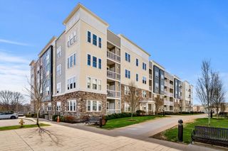 130 University Ave 1312, Westwood, MA 02090