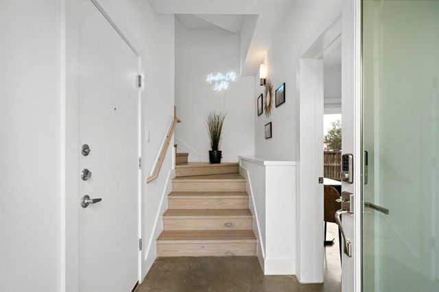 3002 Hawkins Street, Houston, TX 77003