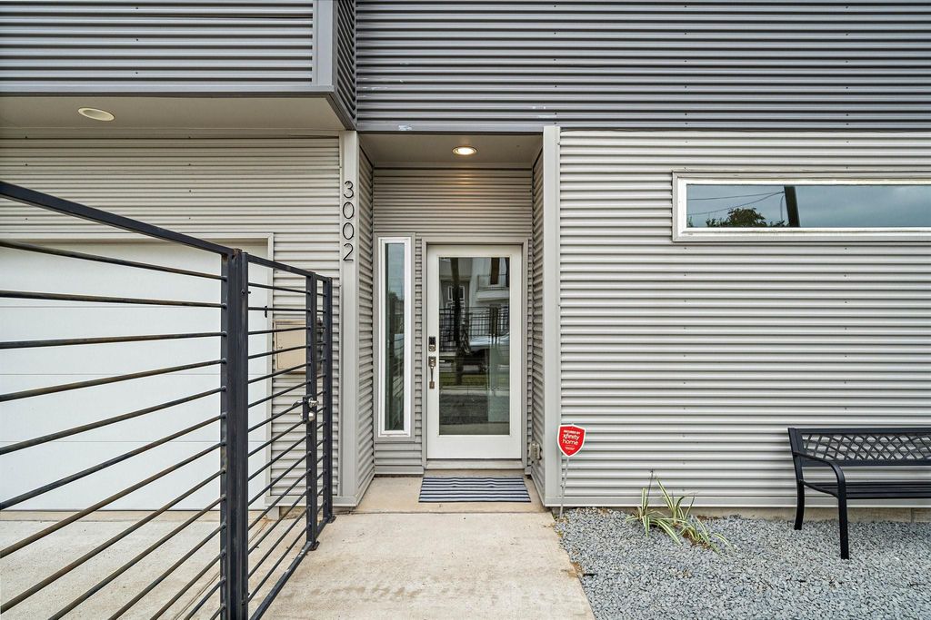 3002 Hawkins Street, Houston, TX 77003