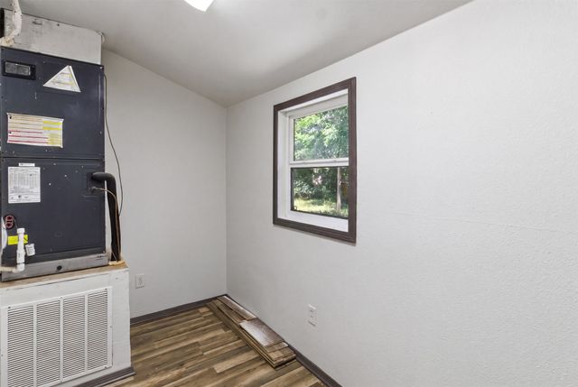 10015 Shoreline Drive, Wills Point, TX 75169