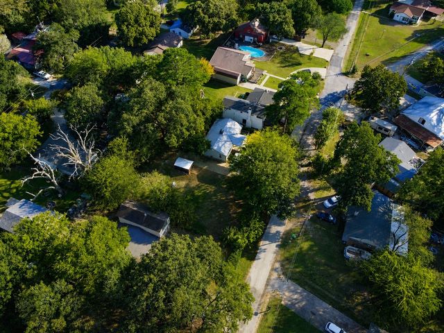 10015 Shoreline Drive, Wills Point, TX 75169