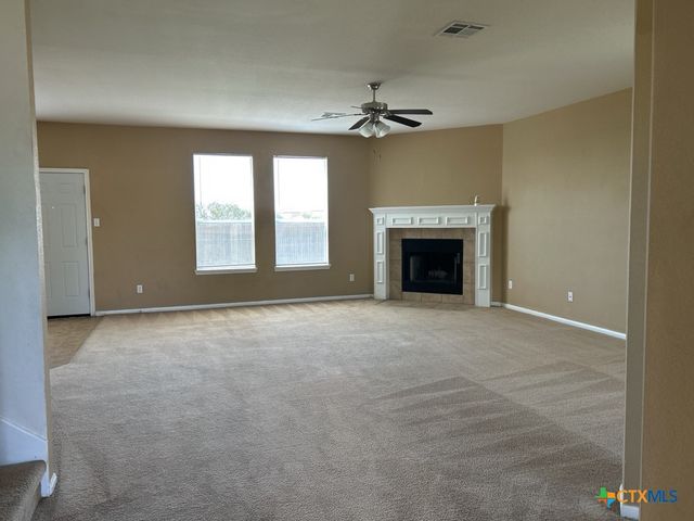 6504 Griffith Loop, Killeen, TX 76549